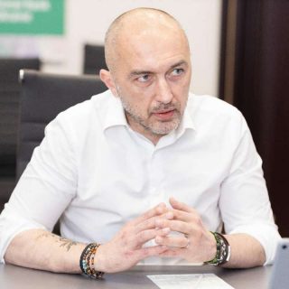 НБУ готується до запуску пілотного проєкту е-гривни, вивчаючи досвід інших країн та взаємодіючи з міжнародними фінансовими установами.