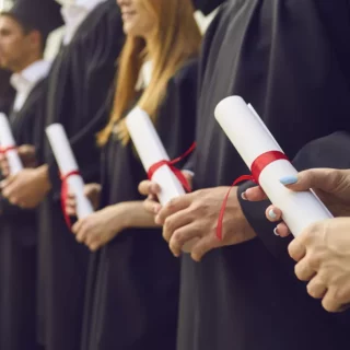 Уряд змінив порядок підготовки аспірантів і докторантів: обов’язкові іспити з мов, нові правила вступу та державний залік у 2025 році.