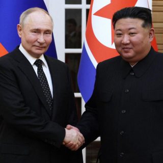 Кім Чен Ин та Володимир Путін відвідають військовий парад у Пекіні до 80-ї річниці закінчення Другої світової війни разом із Сі Цзіньпіном.