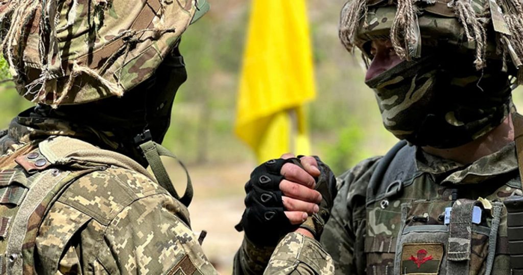 Вибір позивного для військових є важливим моментом. У статті ми розглянемо, як вибрати позивний для армії, спецпризначенців, підрозділів ЗСУ та інших військових.