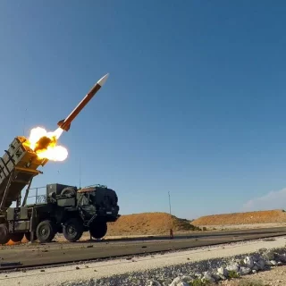 Норвегія виділяє близько $695,7 млн на системи ППО для України разом з Німеччиною, включаючи системи Patriot і радіолокаційні станції.