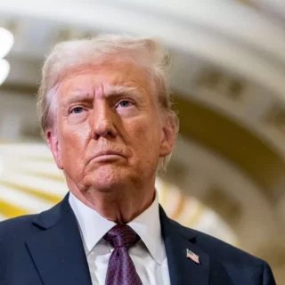 Апеляційний суд США визнав незаконними тарифи Дональда Трампа, але залишив їх чинними до 14 жовтня для можливості апеляції до Верховного суду.