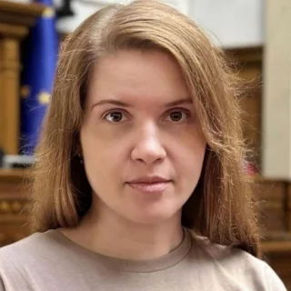 Парламент не підтримав відсторонення Марʼяни Безуглої від засідань: голосування не набрало достатньої кількості голосів.