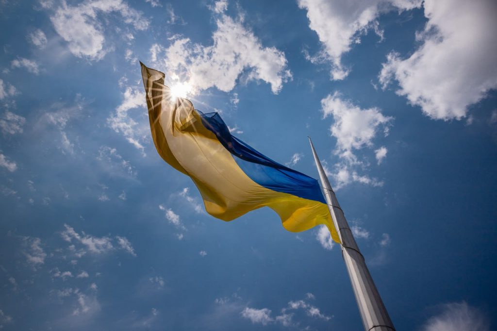 24 серпня Україна відзначить День Незалежності з обмеженими святкуваннями через воєнний стан, зокрема у Києві проведуть безкоштовні екскурсії та благодійні заходи.