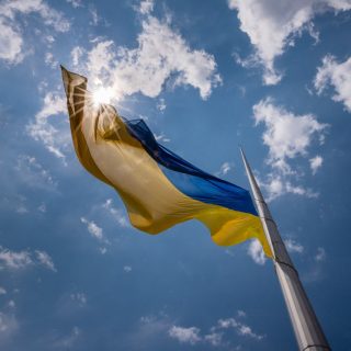 24 серпня Україна відзначить День Незалежності з обмеженими святкуваннями через воєнний стан, зокрема у Києві проведуть безкоштовні екскурсії та благодійні заходи.