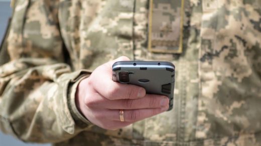 До кінця 2025 року в Україні планують запустити цифровий сервіс «е-ТЦК» для зменшення навантаження на ТЦК і вдосконалення медичних послуг для військовозобов’язаних.