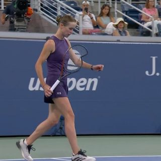 Еліна Світоліна програла на самому початку Відкритого чемпіонату США 2025 Анні Бондар, залишивши турнір.