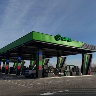 Антимонопольний комітет надав дозвіл компанії UPG орендувати ще 46 АЗС групи "Приват", що стане частиною стратегічного розширення бізнесу.