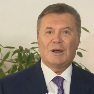 РосЗМІ показали відео Януковича, де він заявив про роботу над зближенням з ЄС і спротив вступу України до НАТО, повідомляє FBC.net.ua.