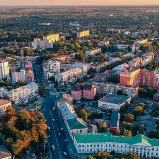 День міста Полтава 23 вересня: історія Полтави, гарні СМС-привітання та вірші для друзів і рідних, святкові традиції та цікаві факти.