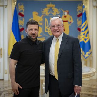 Зеленський зустрівся з Келлогом у Києві: обговорили PURL, Patriot, виробництво зброї, санкції проти РФ, повернення дітей та підготовку до ГА ООН.