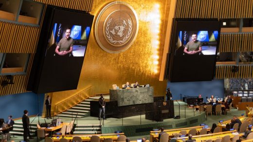 ООН ухвалила декларацію щодо конфлікту Ізраїль-Палестина з кроками до «двох держав», засуджено атаки ХАМАС і дії Ізраїлю, повідомляє FBC.net.ua.