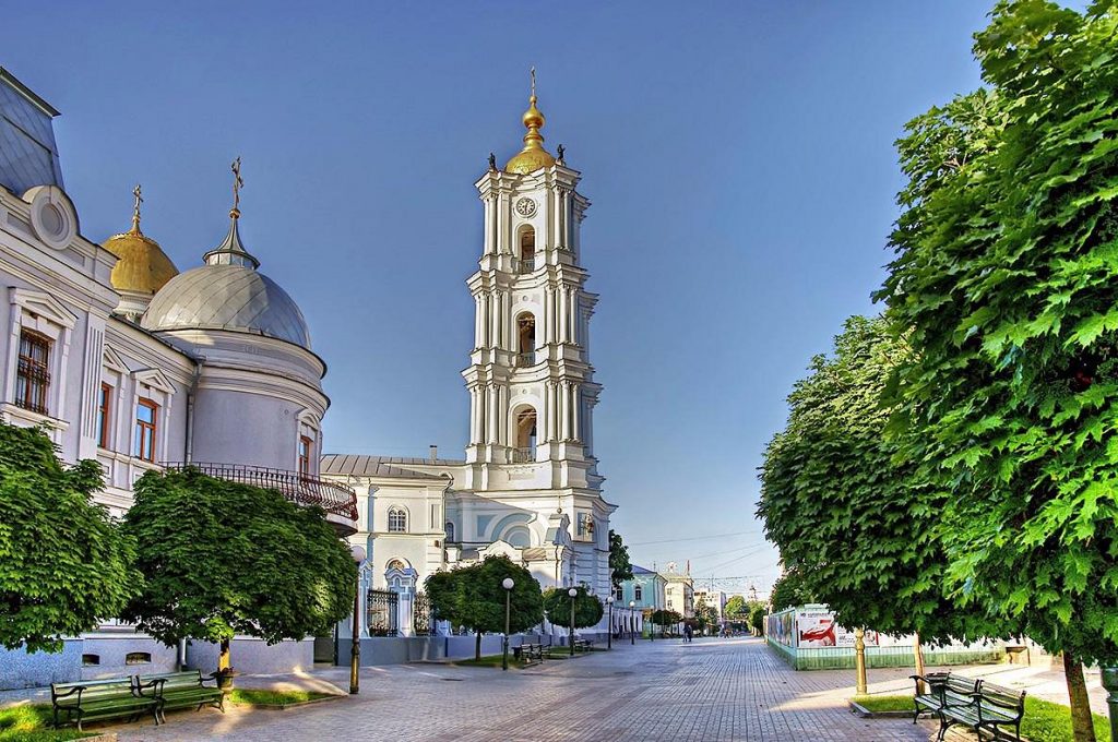 День міста Суми 6 вересня — добірка привітань у віршах і смс для друзів, рідних та колег. Ідеї, приклади та готові тексти для святкування.