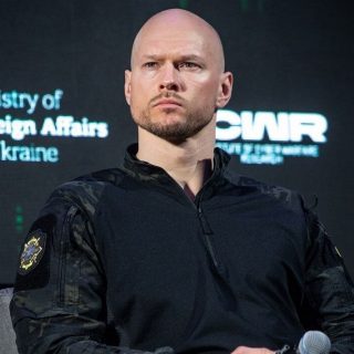 НАБУ та САП викрили бригадного генерала СБУ Іллю Вітюка у незаконному збагаченні та фальсифікації декларацій, повідомляє FBC.net.ua.