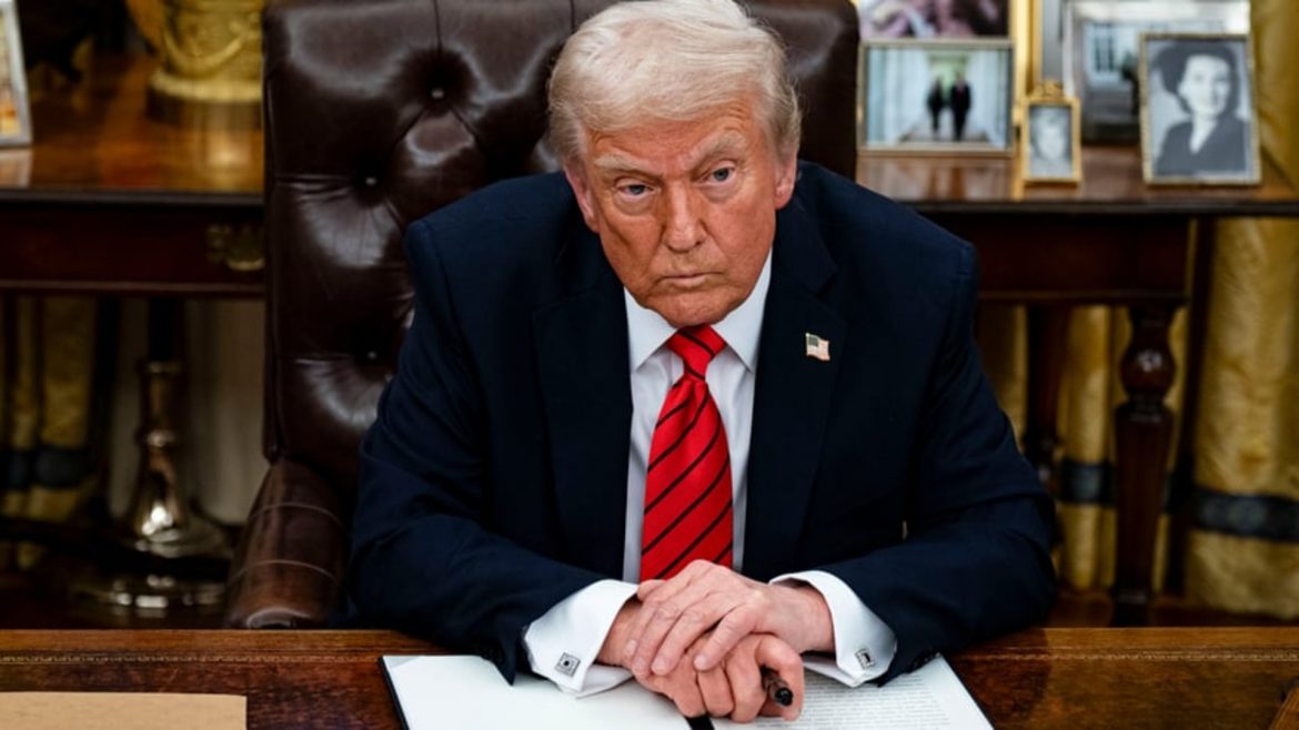Дональд Трамп відклав зустріч із володимиром путіним через відсутність прогресу у завершенні війни рф проти України, повідомляє FBC.net.ua.