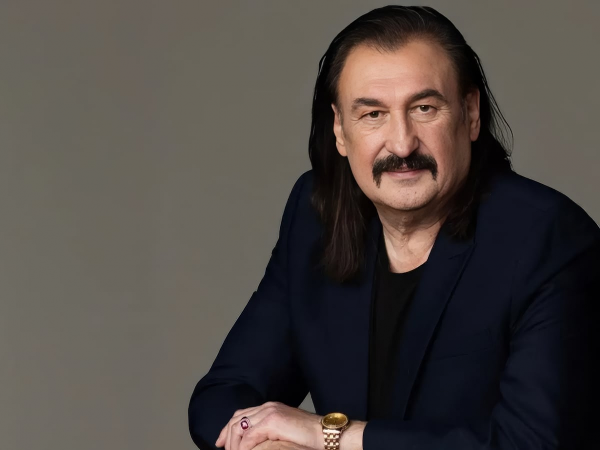 Народний артист України Степан Гіга терміново госпіталізований, переніс операцію, стан стабільний, концерти скасовано, повідомляє FBC.net.ua.