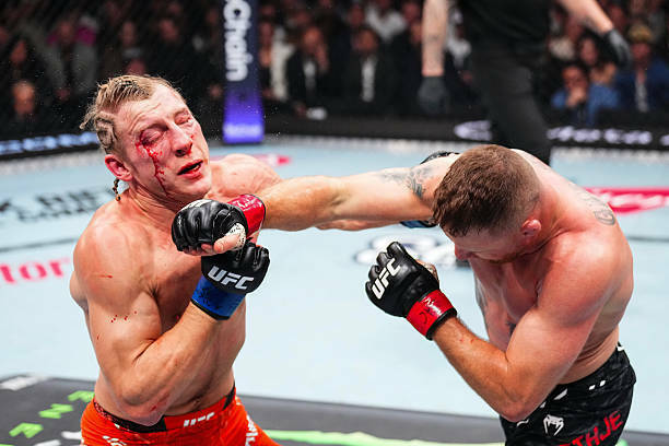 Хто виграв головний бій UFC 324 Гейджі — Пімблетт у Лас-Вегасі 2026: п’ять раундів і одноголосна перемога американця