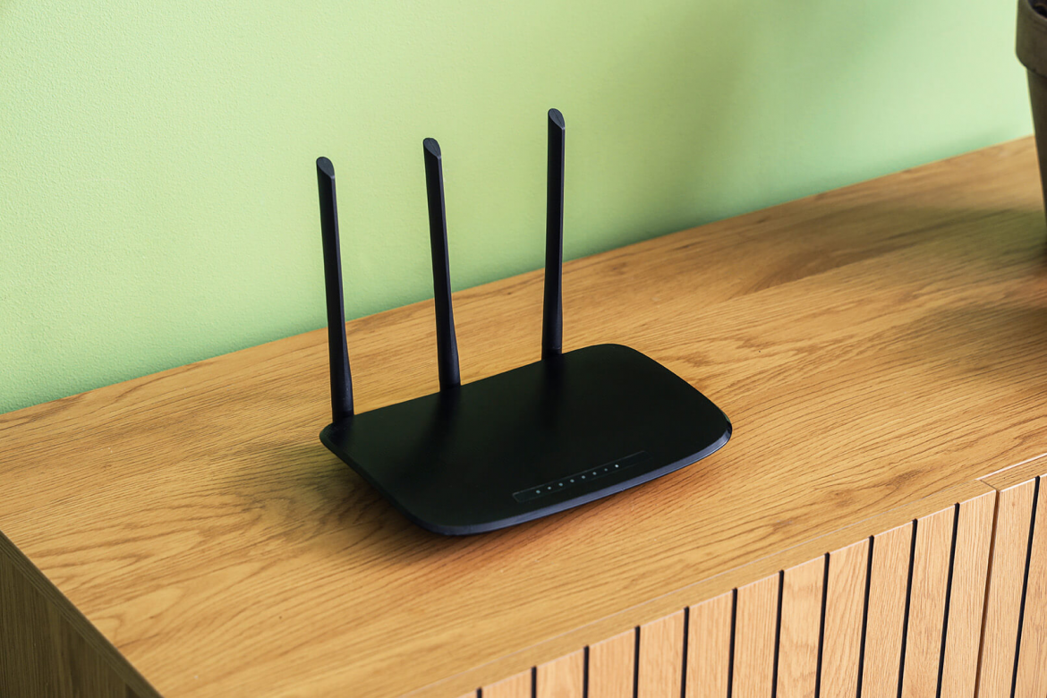 Як часто потрібно міняти Wi-Fi роутер: дізнайтеся про технічні терміни, вплив на швидкість та безпеку вашого інтернету. Повна інструкція з оновлення обладнання.