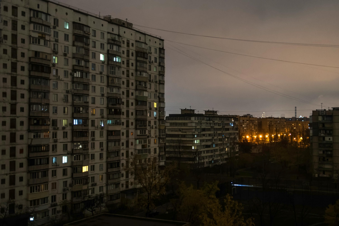 Масштабне аварійне відключення електроенергії 31 січня охопило Київ, регіони України та частину Молдови: причини, наслідки й терміни відновлення.