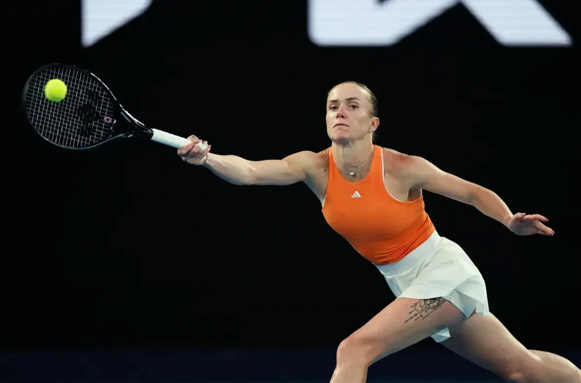 Еліна Світоліна вийшла до 1/8 фіналу WTA 1000 у Дубаї після відмови Паули Бадоси через травму. Далі — матч проти Белінди Бенчич.