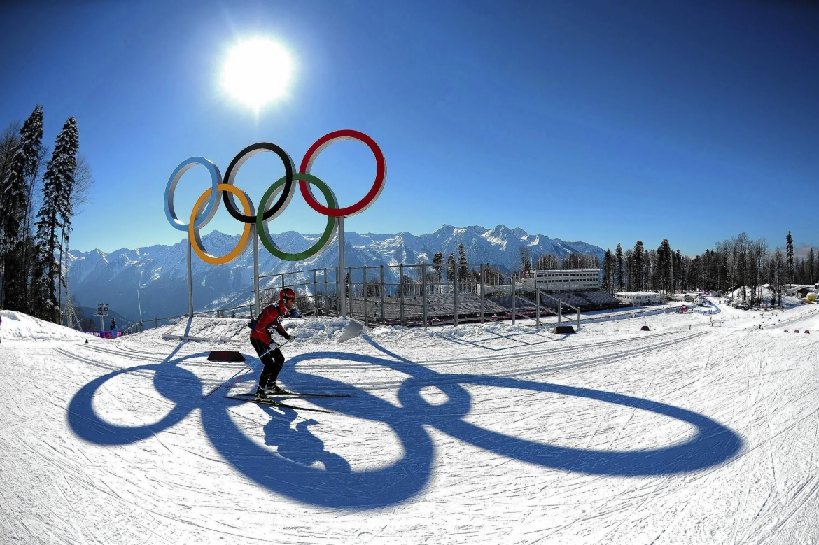 Повний календар Олімпійських ігор-2026 у Мілані та Кортіні-д’Ампеццо: дати стартів, дисципліни, нові види спорту та участь України.