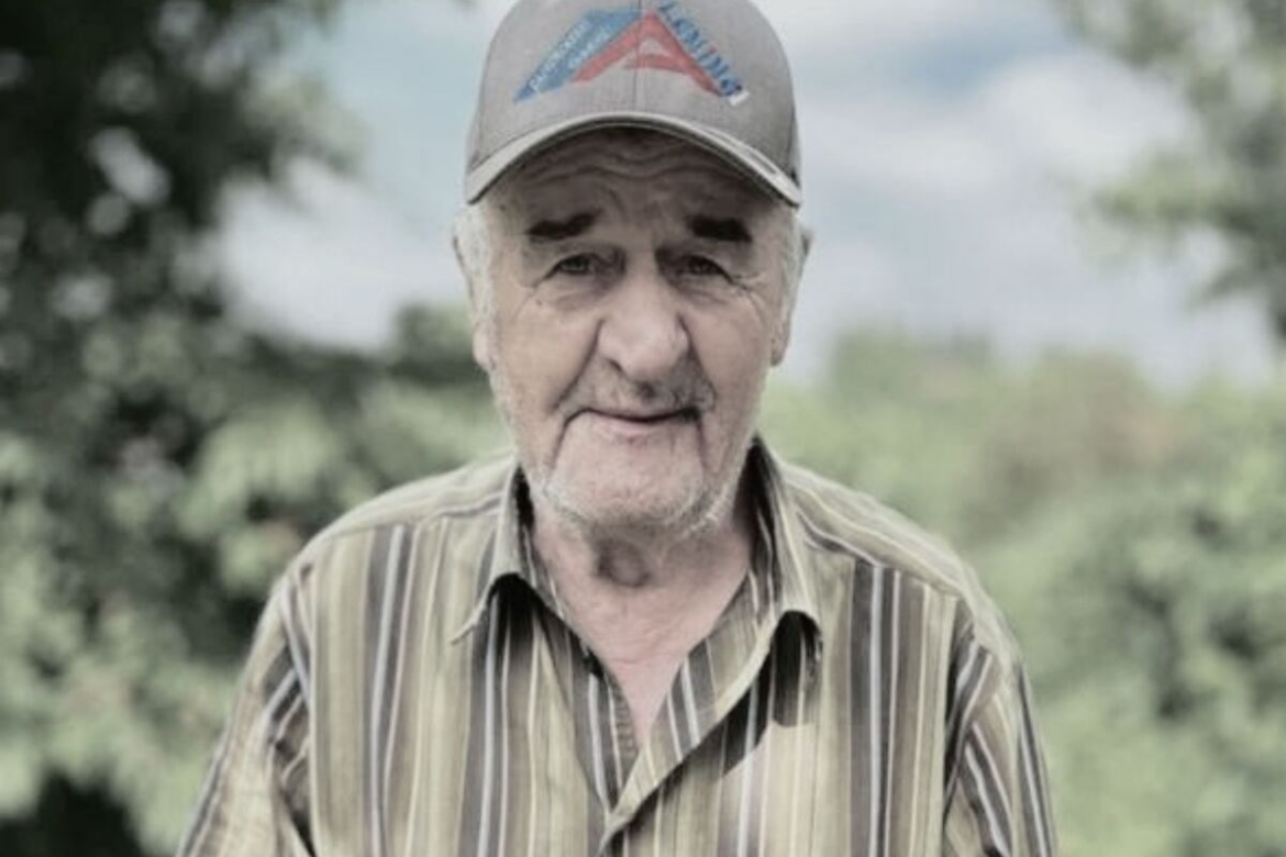 Зірка TikTok дід Толя помер після операції у віці 88 років. Дізнайтеся, що стало причиною смерті Анатолія Ярославського та як він став найвідомішим дідусем України.