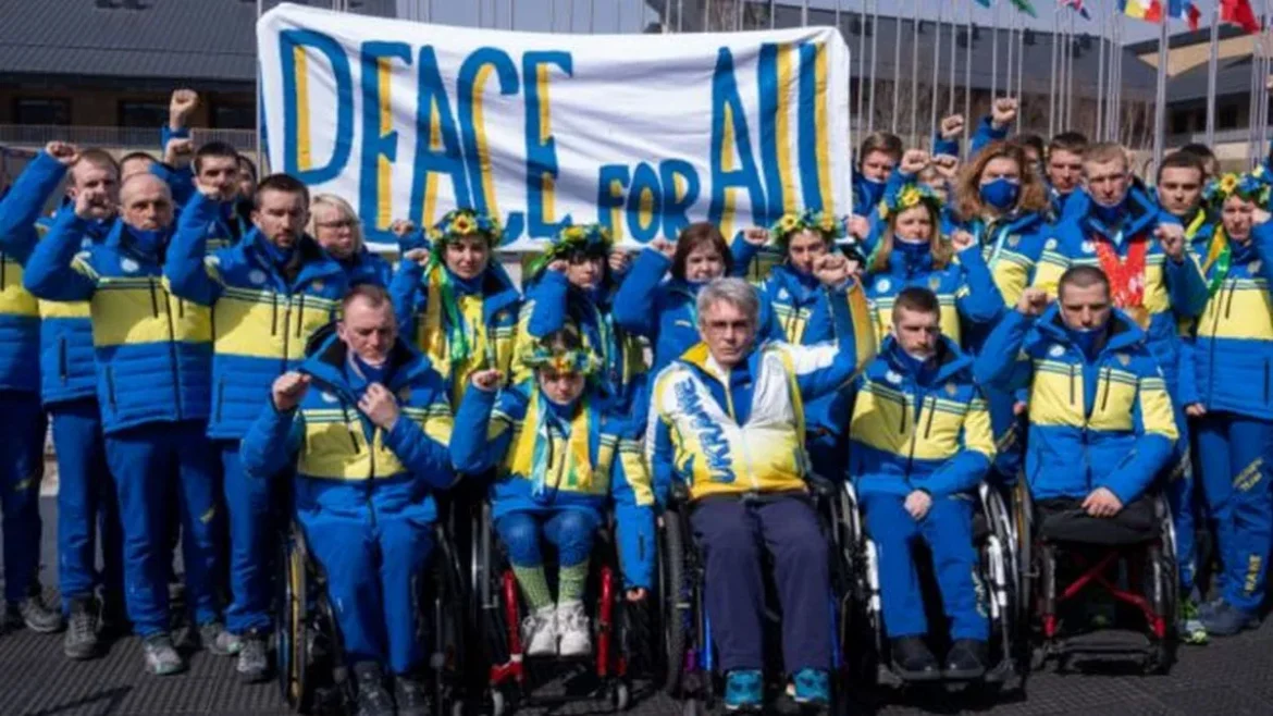 Українська збірна розпочала Паралімпіаду-2026 з шести медалей у перший день. Спортсмени здобули три золота, срібло і дві бронзи та очолили медальний залік турніру.