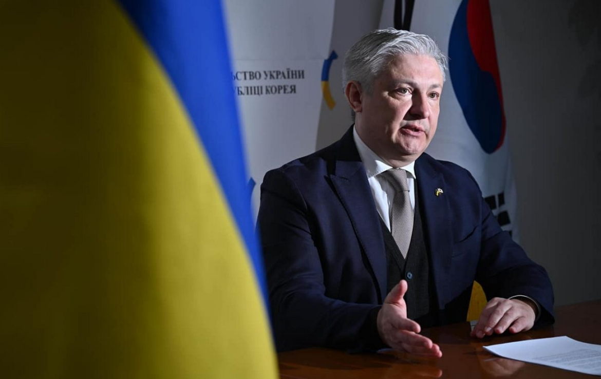 Дмитро Пономаренко призначений спецпослом МЗС. Читайте про плани України щодо звільнення полонених, захист від катувань та нові санкції проти Росії у 2026 році.