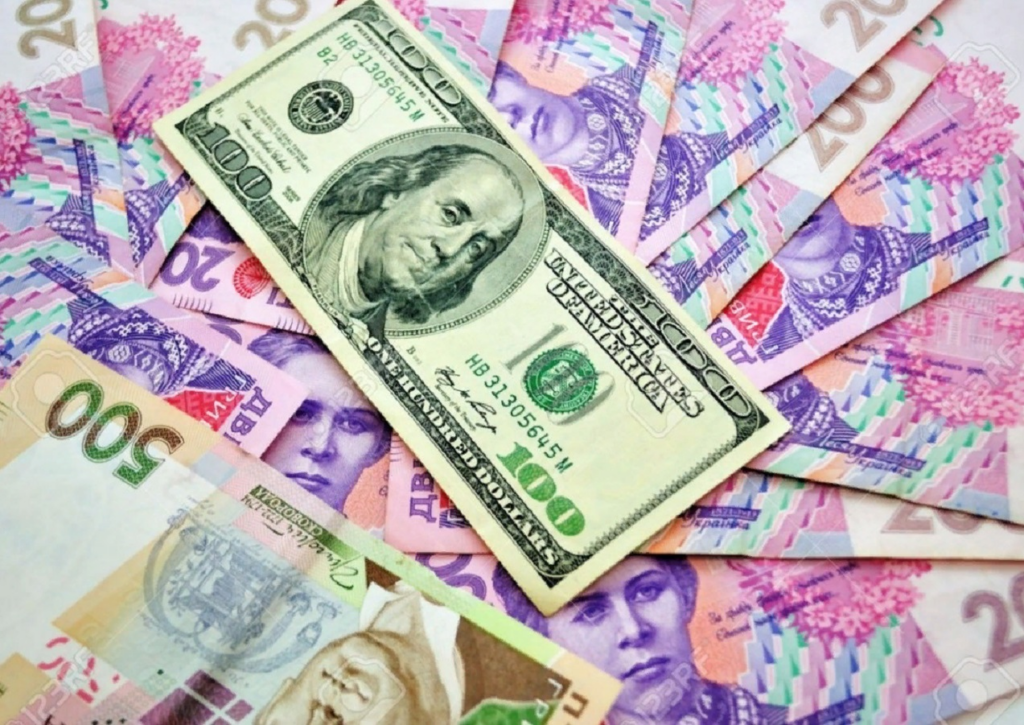 Офіційний курс валют на 17 квітня 2026: долар, євро та злотий стрімко пішли вгору
