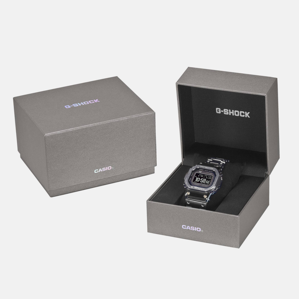 «Райдужний» Casio G-Shock у Європі: де купити в Україні новинку GMW-B5000RC-1 та ціна годинника