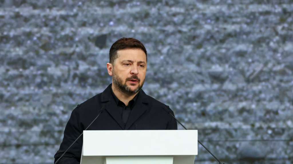 Продовження мобілізації в Україні 2026: Зеленський вніс нові законопроєкти до Ради