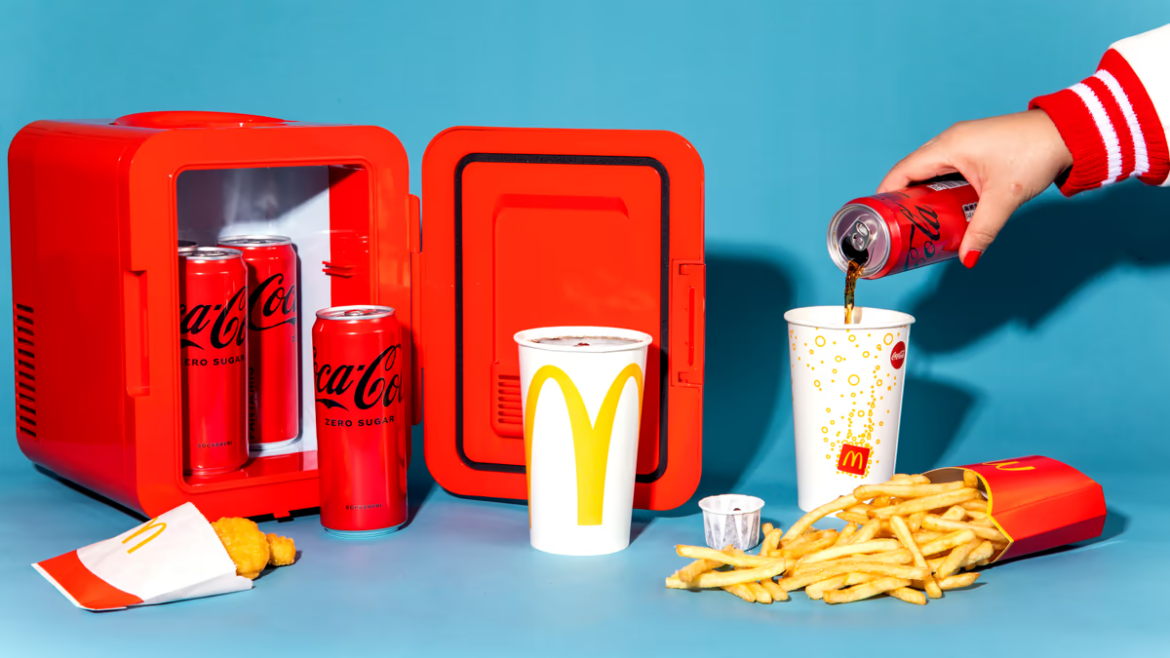McDonald’s Україна додає у меню Coca-Cola Zero: огляд цін на стакани 400 та 500 мл, дата запуску по всій Україні та перші відгуки клієнтів про смак новинки без цукру.