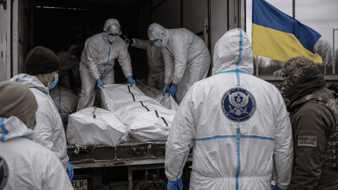 В Україну повернули 528 тіл загиблих військових. Триває ідентифікація репатрійованих тіл та робота міжнародних гуманітарних структур.