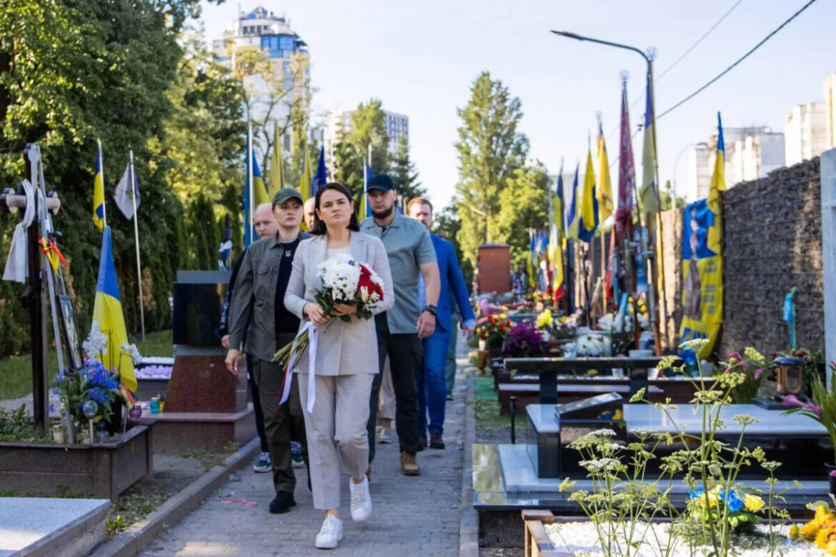 Тихановська в Києві вперше прибула з делегацією білоруської опозиції. Що відомо про візит, зустрічі та політичний контекст.