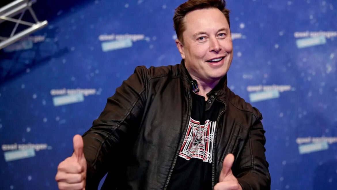Ілон Маск перший трильйонер завдяки рекордному IPO SpaceX на Nasdaq. Дізнайтеся про ціну акцій $135, оцінку $1,77 трлн та головні ризики для ринку.