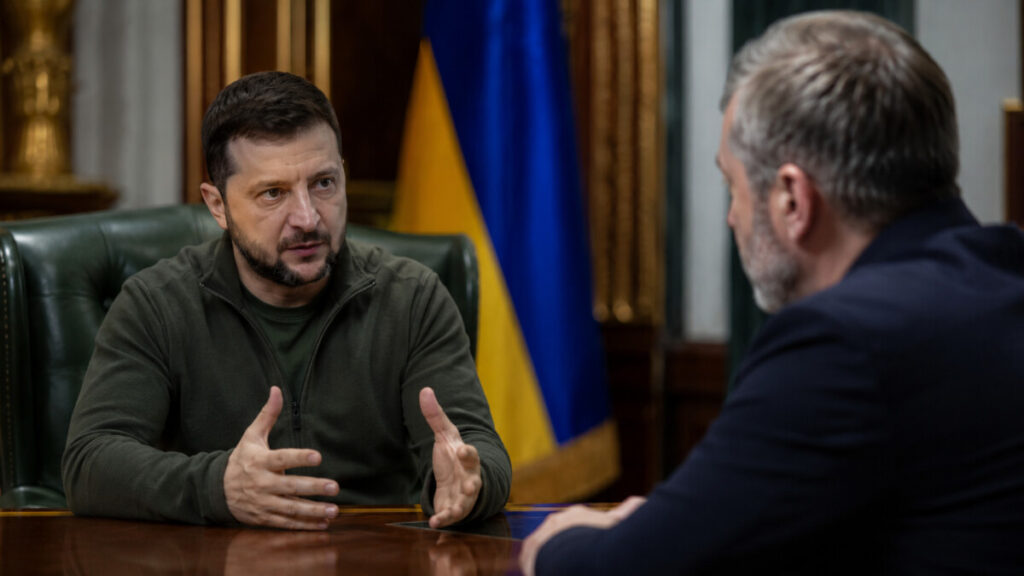 Зеленський розкрив деталі зустрічі з Абрамовичем: що він передав Путіну