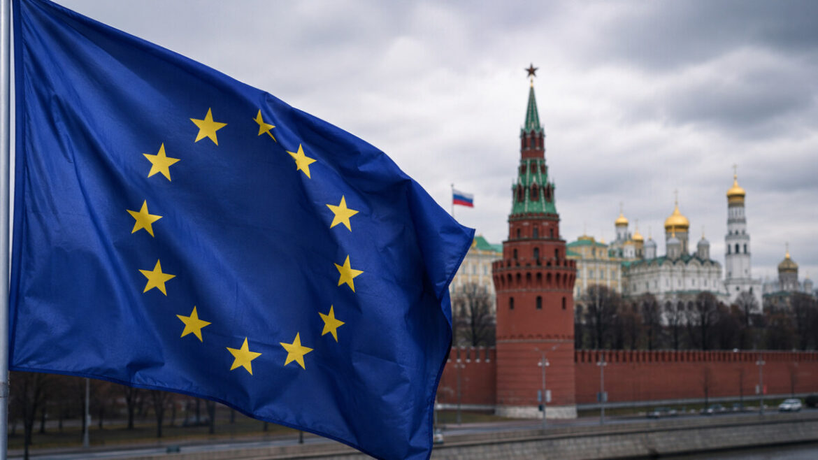 21-й пакет санкцій проти Росії ЄС представить 9 червня. Під ударом можуть бути нафта, ВПК і тіньовий флот РФ.