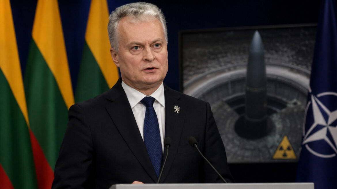 Литва скасує заборону на ядерну зброю: Науседа заявив про підтримку парламентських партій і підготовку змін до Конституції.