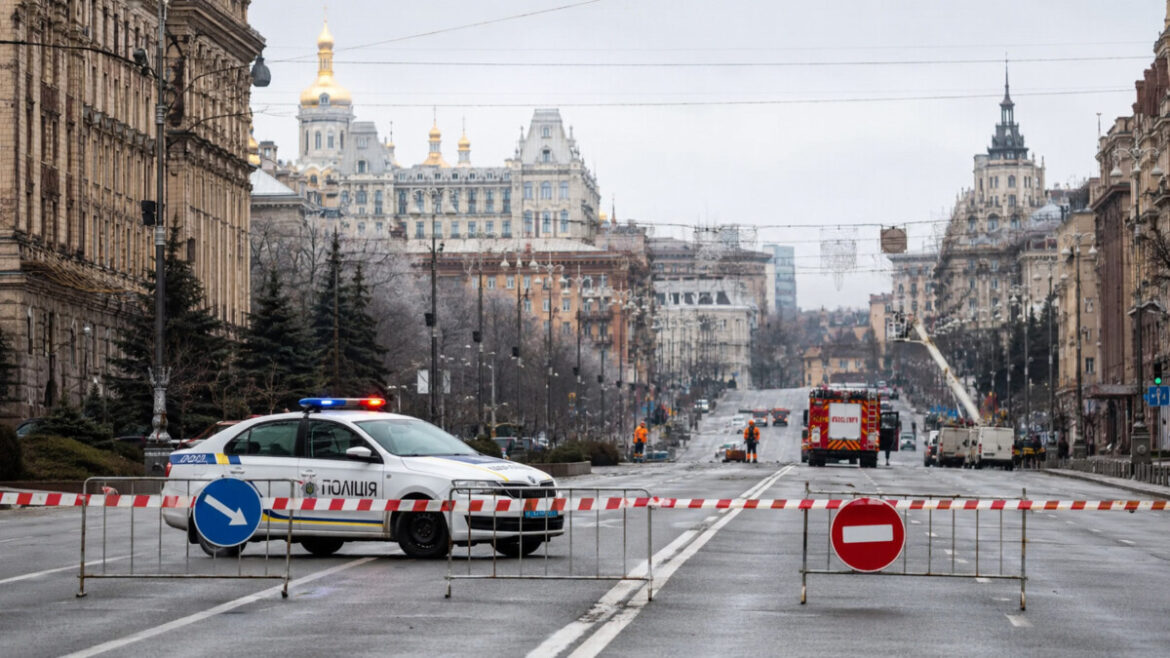 Після обстрілу Києва перекрили Урлівську, Світлицького та Куренівську вулиці, а автобус №78 тимчасово змінив маршрут.