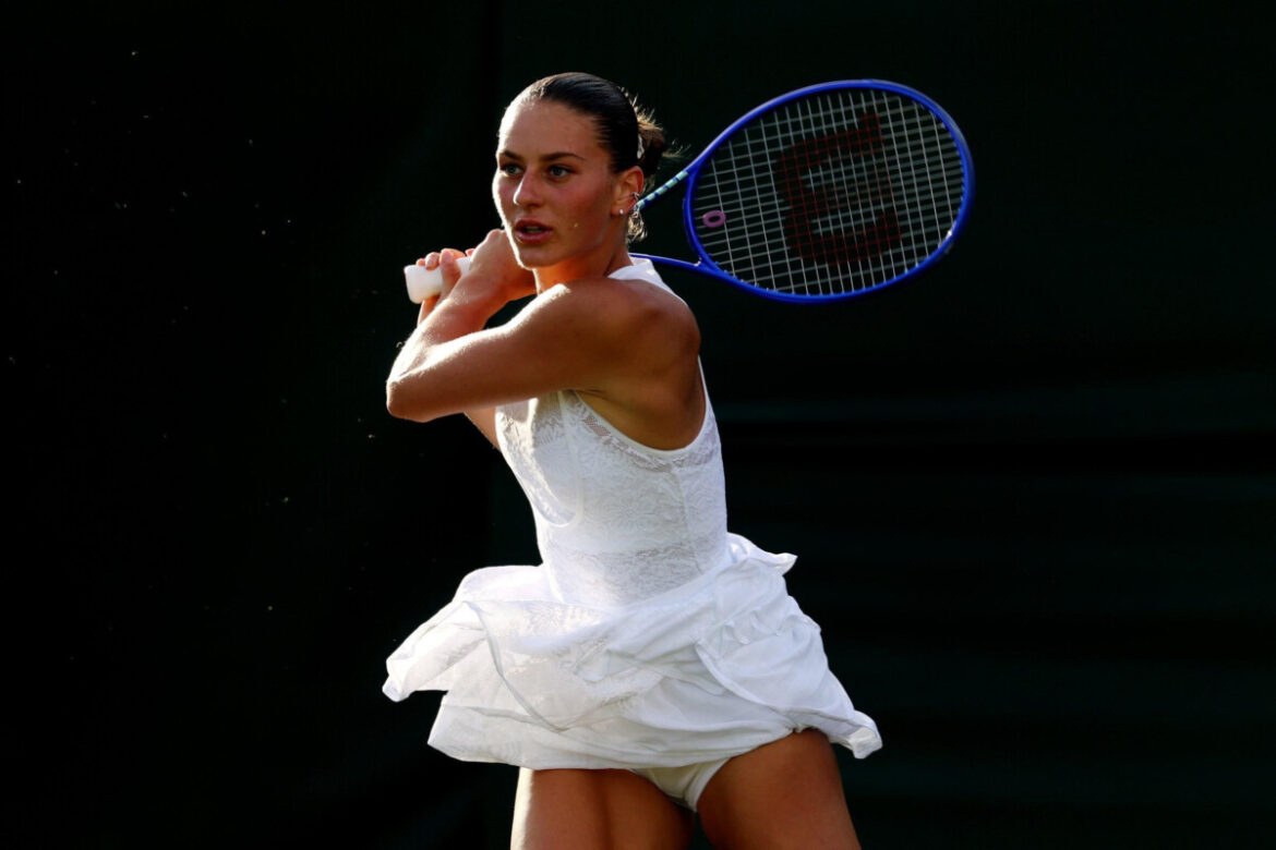 Марта Костюк знялася з парного розряду Wimbledon-2026 через проблеми зі здоров’ям та готується до чвертьфіналу проти Жасмін Паоліні.
