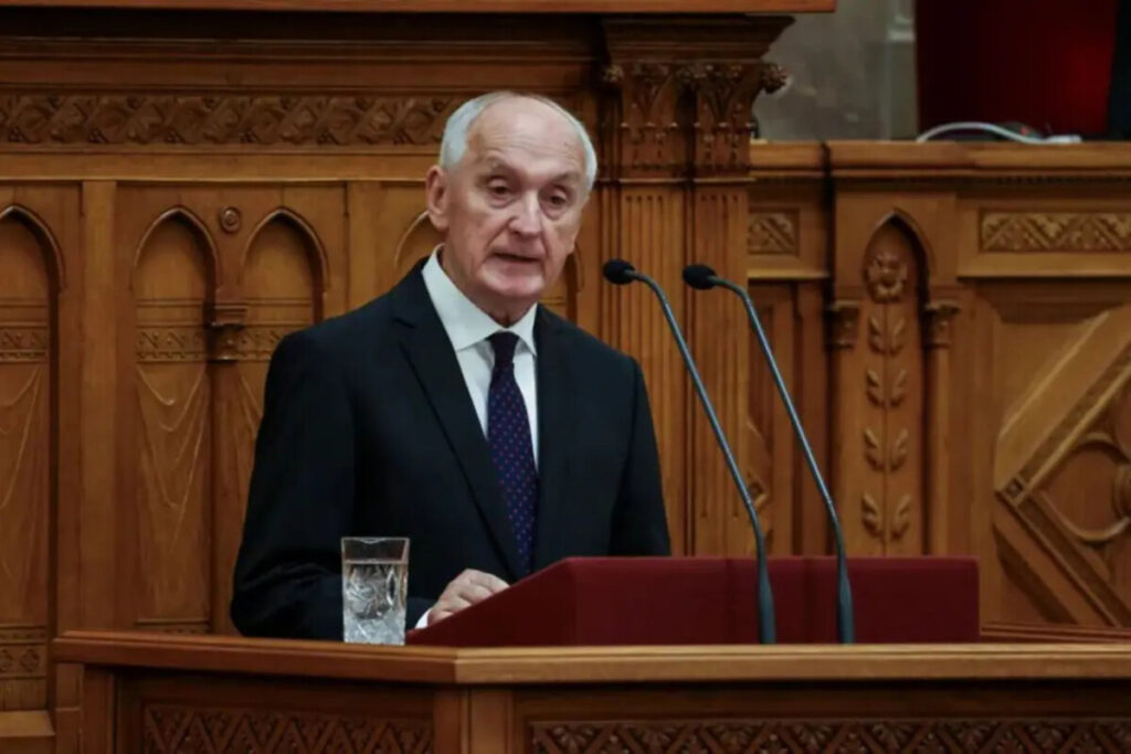 Президентом Угорщини обрали Андраша Баку: критик Орбана отримав 140 голосів