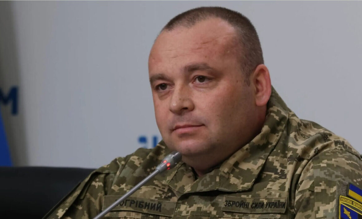 Новий командувач Сил логістики ЗСУ Юрій Погрібний призначений Зеленським 17 серпня. Що відомо про його біографію, службу та досвід.