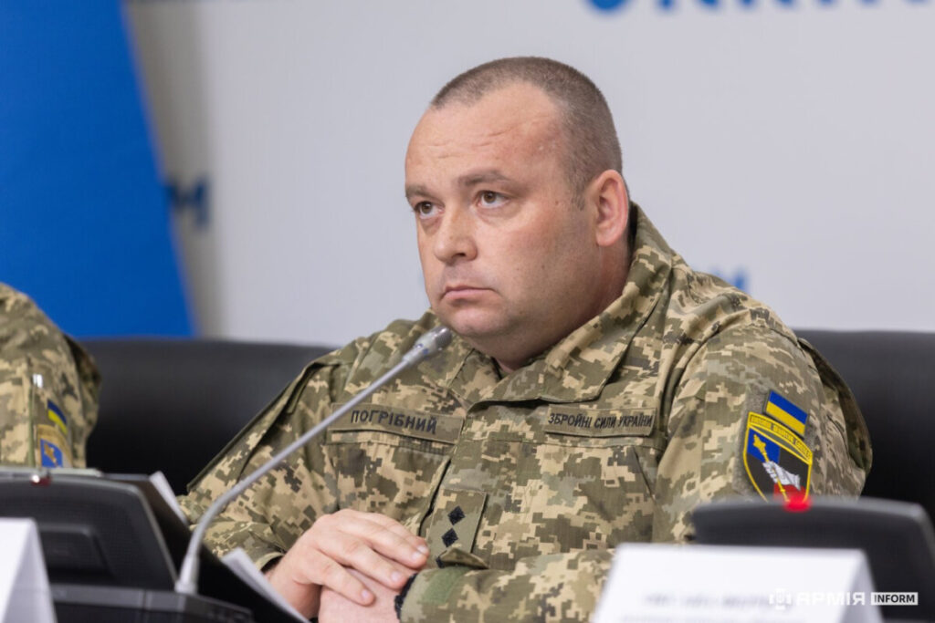 Зеленський призначив нового командувача Сил логістики ЗСУ: що відомо про Юрія Погрібного