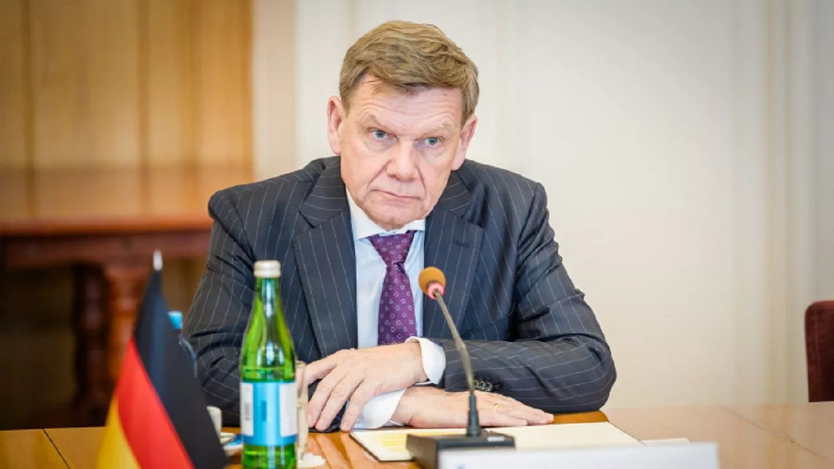 Глава МЗС Німеччини прибув до Києва 22 серпня та заявив про підтримку України, допомогу перед зимою й необхідність єдності Європи.