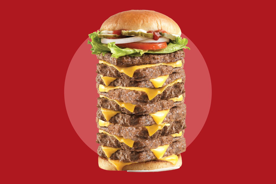 Wendy’s T-Rex Burger із 9 котлетами повернувся в меню окремого ресторану. Набір коштує 29,99 долара, а учасникам пропонують челендж на 9 хвилин.